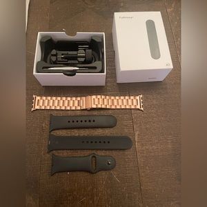 Apple I Watch bands never used size M/L with removal kit and box